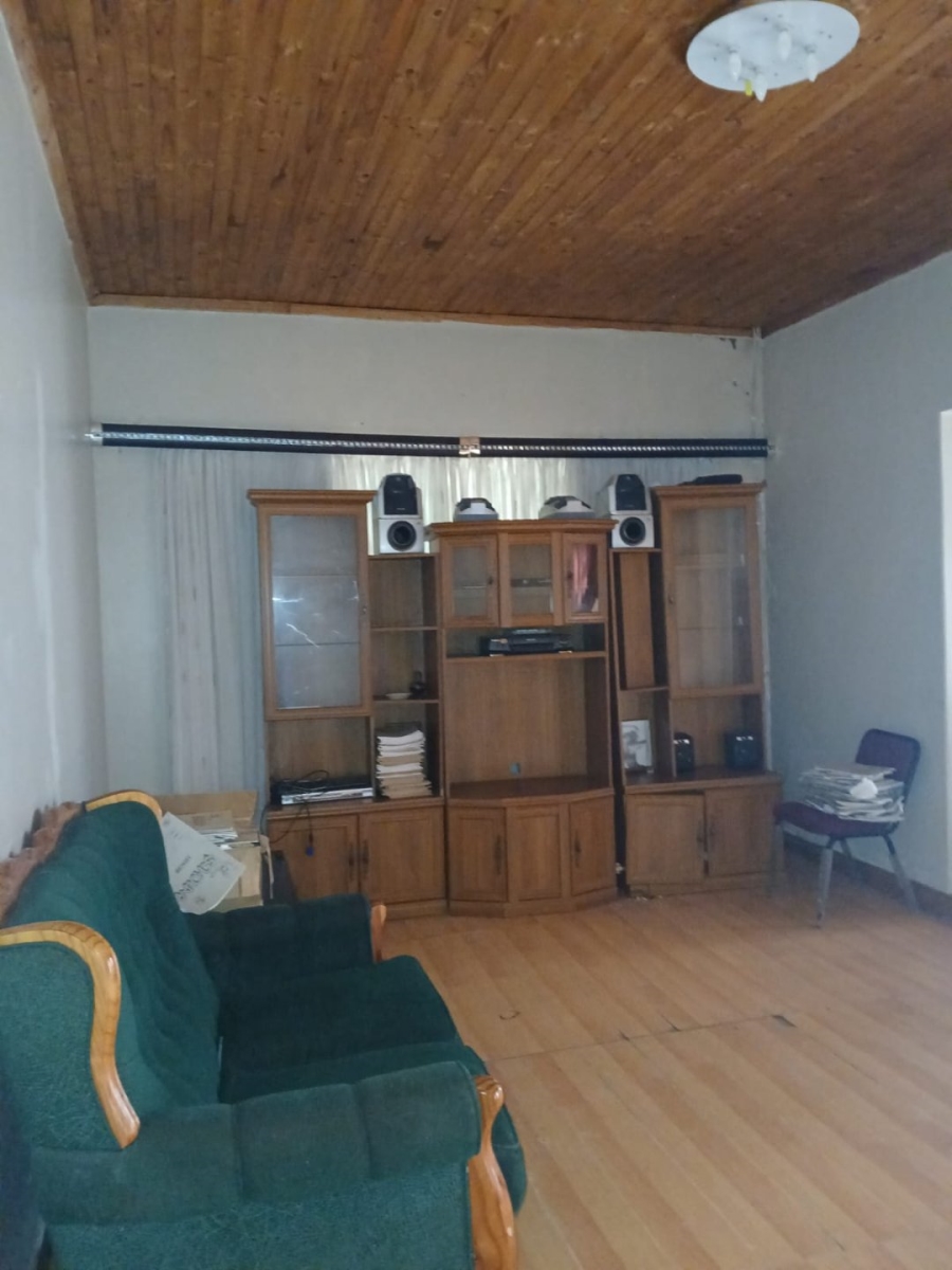 2 Bedroom Property for Sale in King Williams Town Central Eastern Cape
